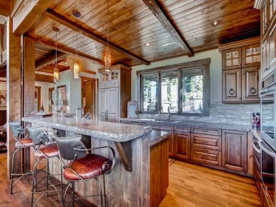 Mountain Luxury Ski Home with Great Kitchen